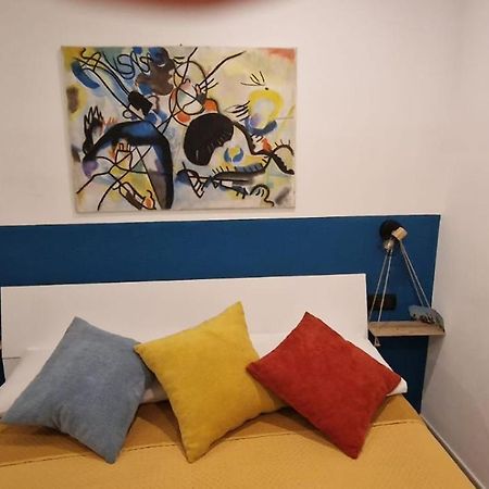 Blumon Guest House Наполи Екстериор снимка
