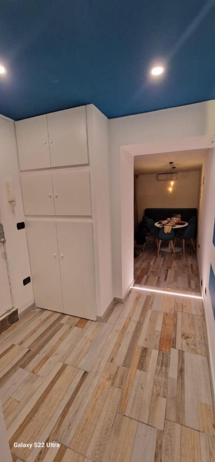 Blumon Guest House Наполи Екстериор снимка