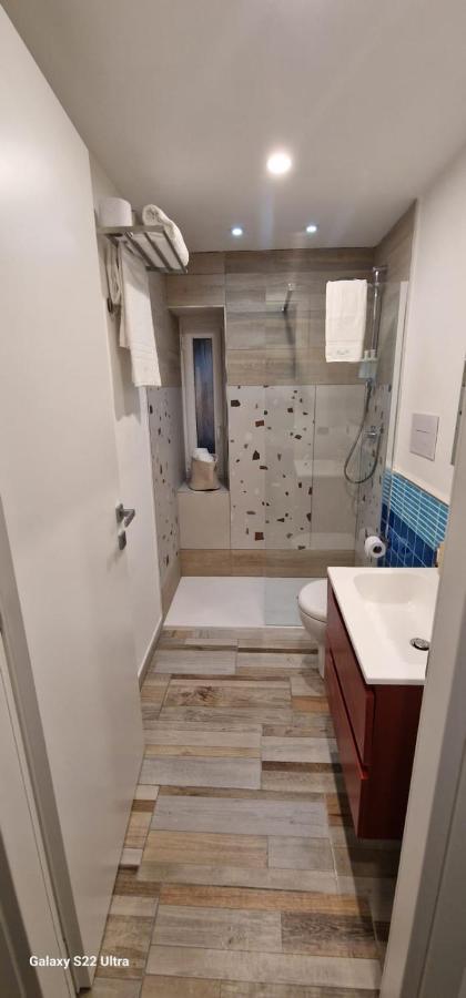 Blumon Guest House Наполи Екстериор снимка
