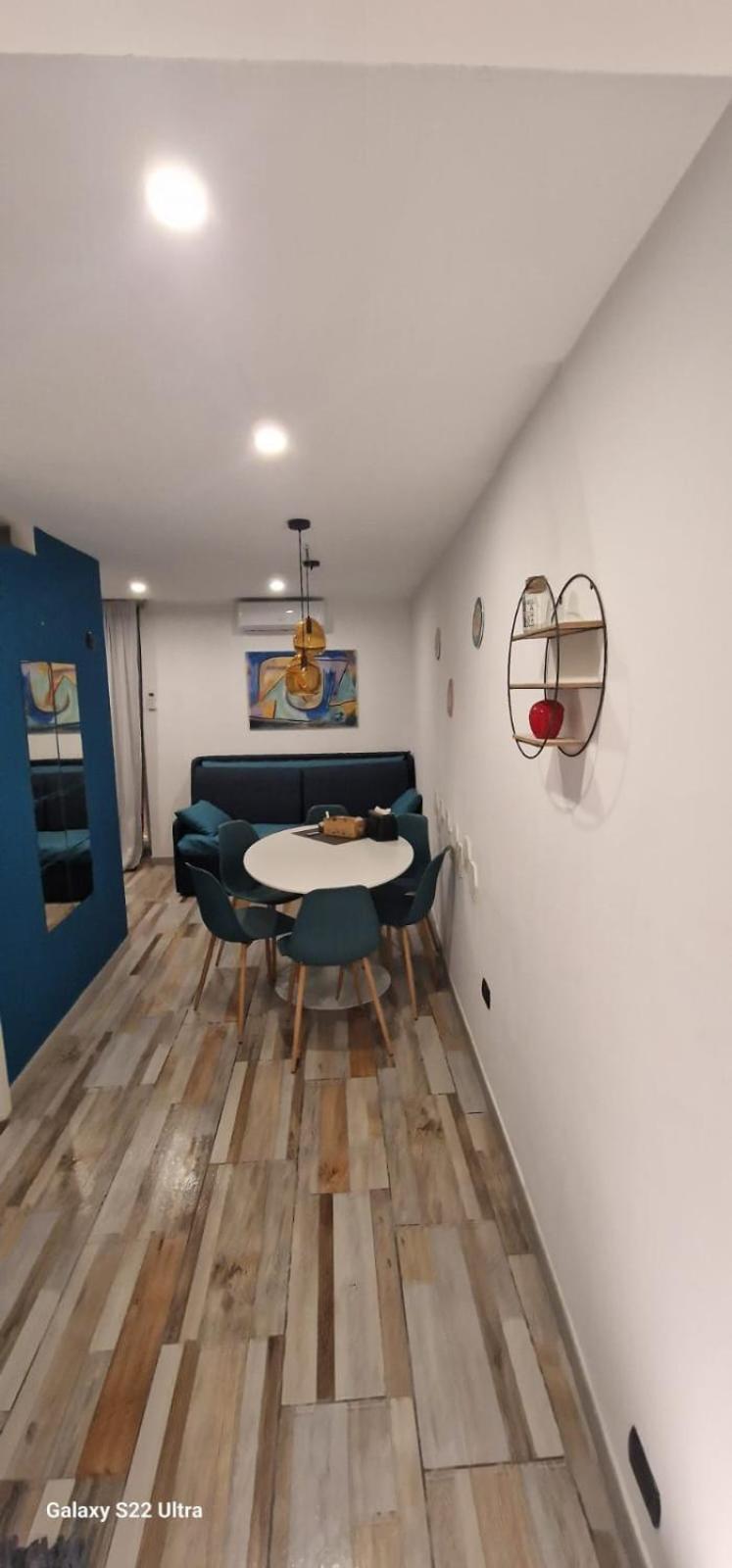 Blumon Guest House Наполи Екстериор снимка